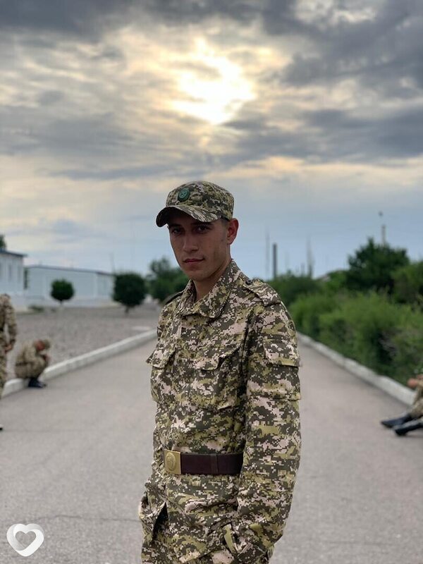 Лев