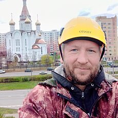 Валя