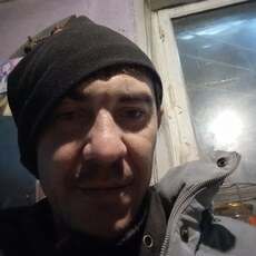 Артём