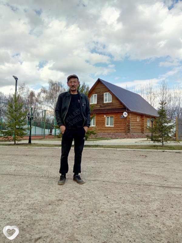 Валя