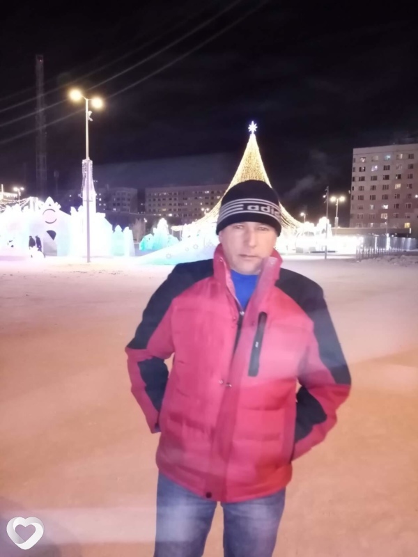 Артём