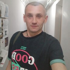 Артём