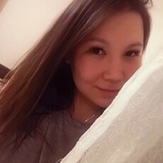 Оля