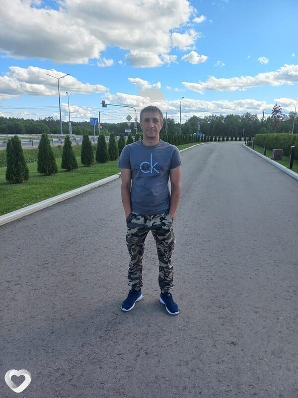 Толя