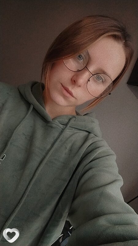 Валя