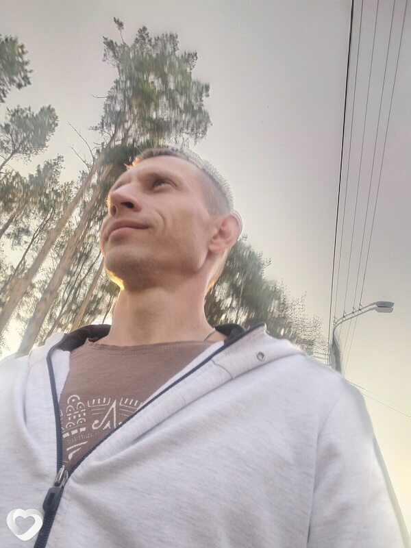 Толя