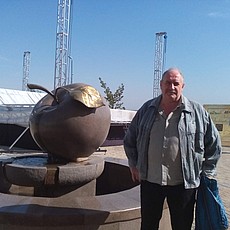 Геннадий