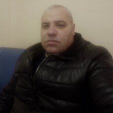 Артём