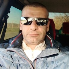 Валя