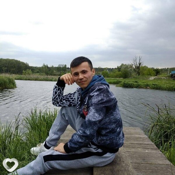 Толя