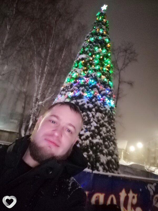 Максим