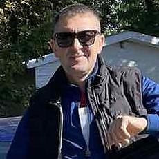 Виктор