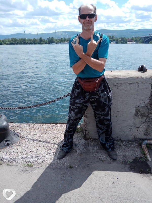 Виктор