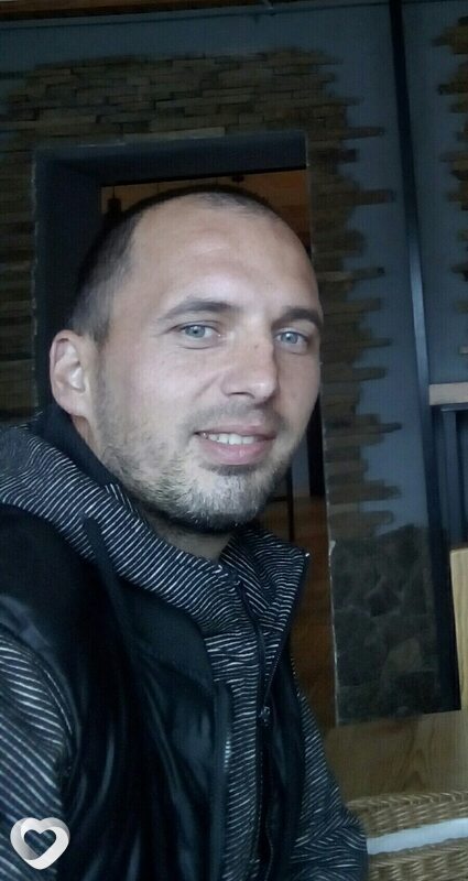 Виктор
