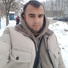 Артём
