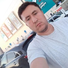 Артём