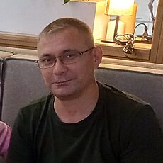 Артём