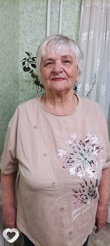 Полина
