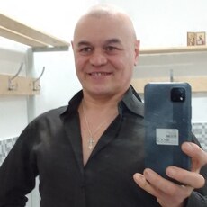 Виктор