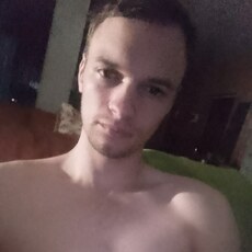 Артём