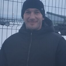 Артём