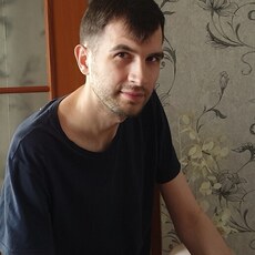 Артём