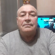 Юрий