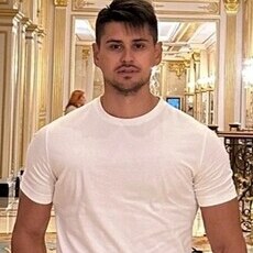 Лукас