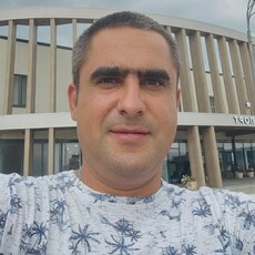Лаврик