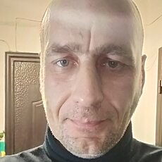 Артём