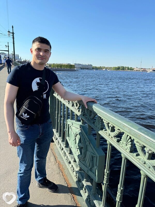 Виктор