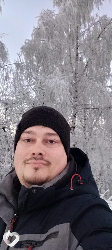 Толя