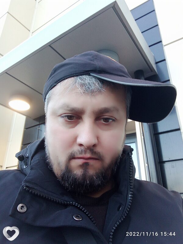 Виктор