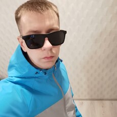 Толя