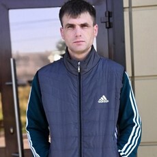 Артём
