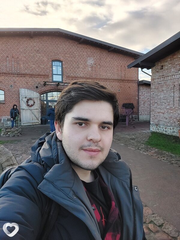 Денис
