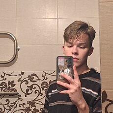 Артём