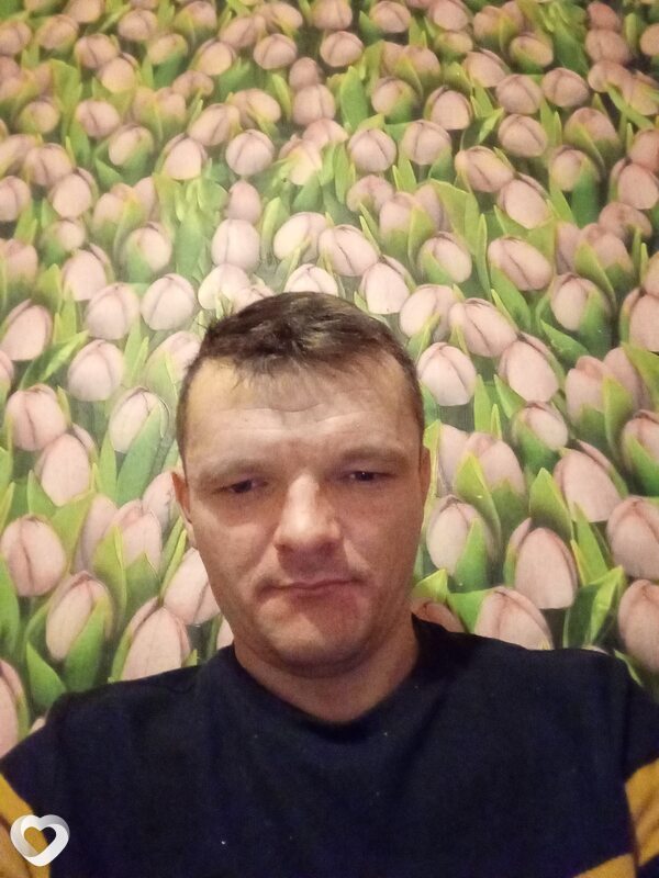 Артём