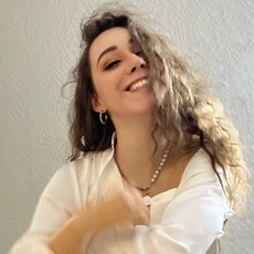 Аня