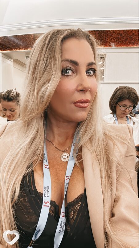 Ева