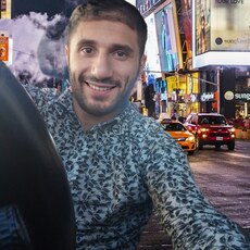 Максим