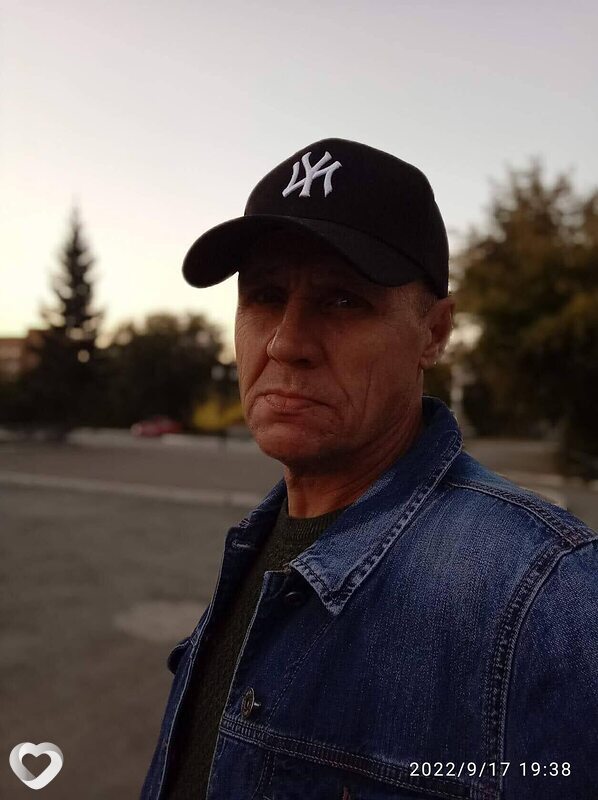 Артём