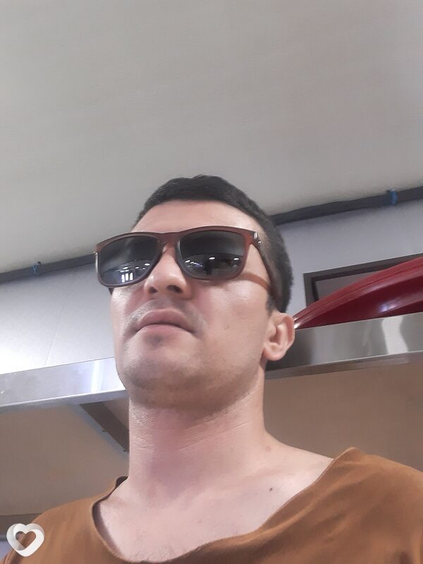 Геннадий
