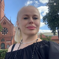 Яна