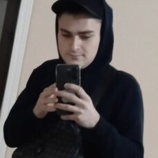 Максим