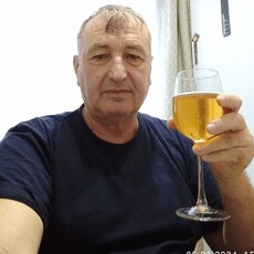 Яша
