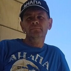 Артём
