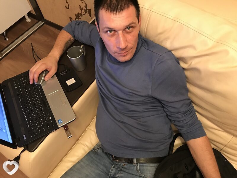 Женя
