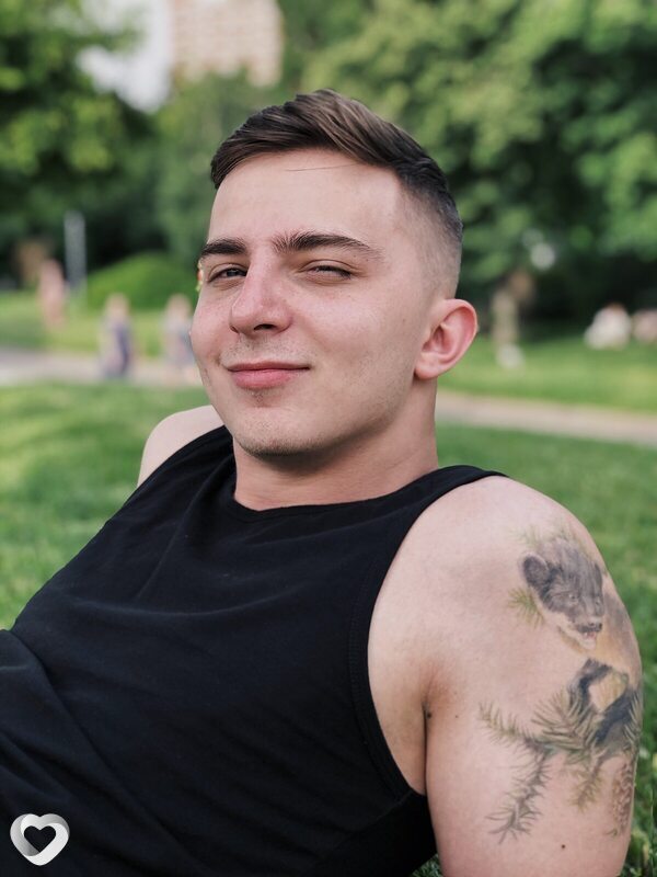 Денис