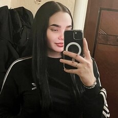 Оля